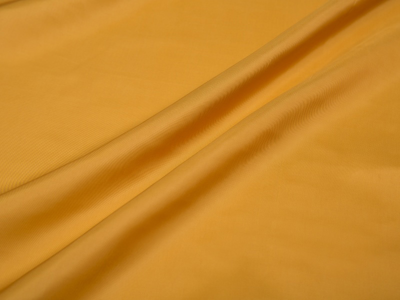 Полиэфирная простая ткань